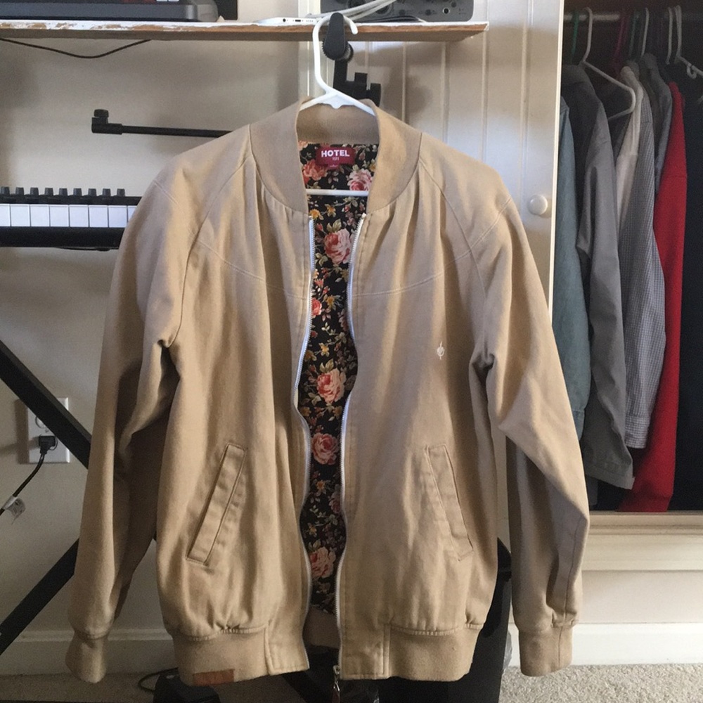 Hotel Bomber Jacket (Tan / Large)